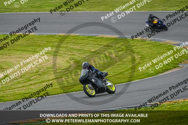 anglesey no limits trackday;anglesey photographs;anglesey trackday photographs;enduro digital images;event digital images;eventdigitalimages;no limits trackdays;peter wileman photography;racing digital images;trac mon;trackday digital images;trackday photos;ty croes